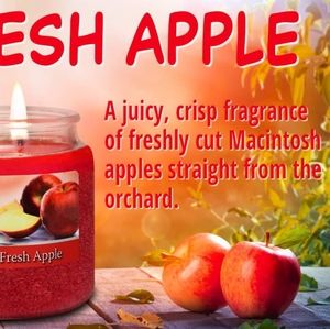 All Natural Wax Fresh Apple Candle